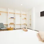 Casa Vica - By Az Апартаменты