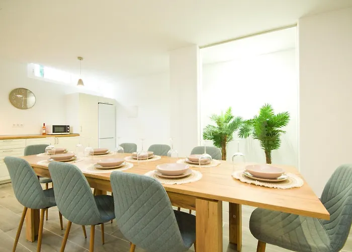 Apartment Casa Vica - By Az